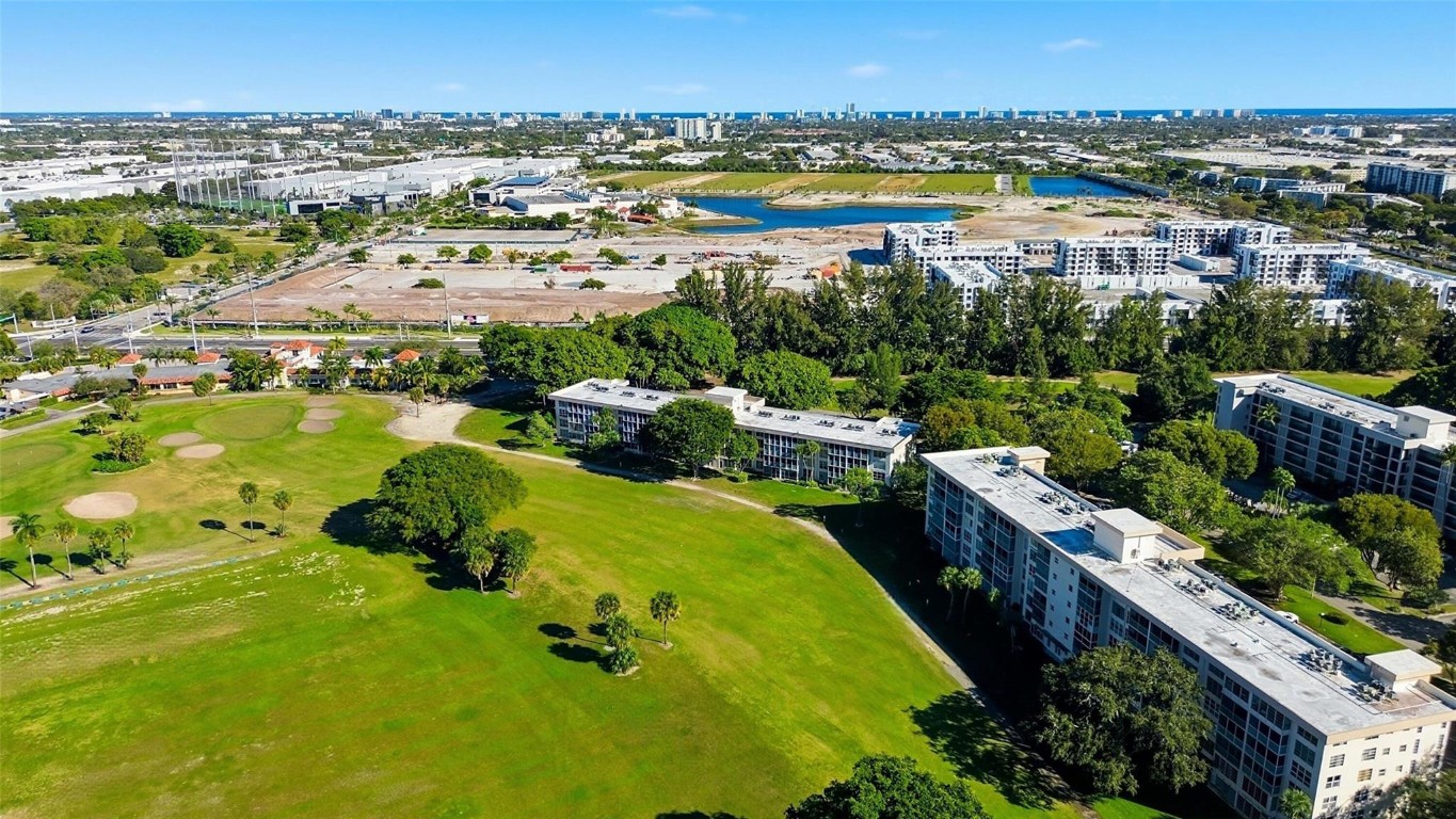 Palm Aire Country Club - Residential