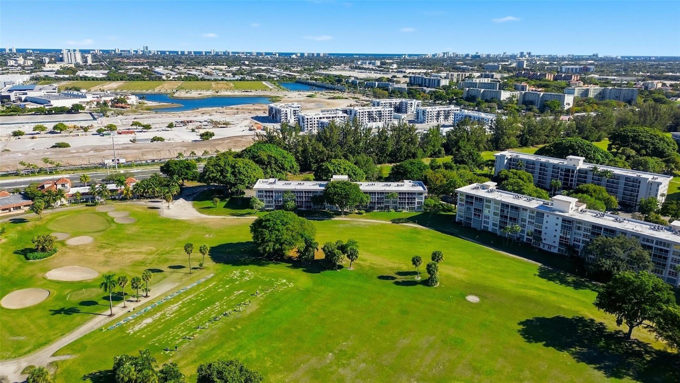 Palm Aire Country Club - Residential