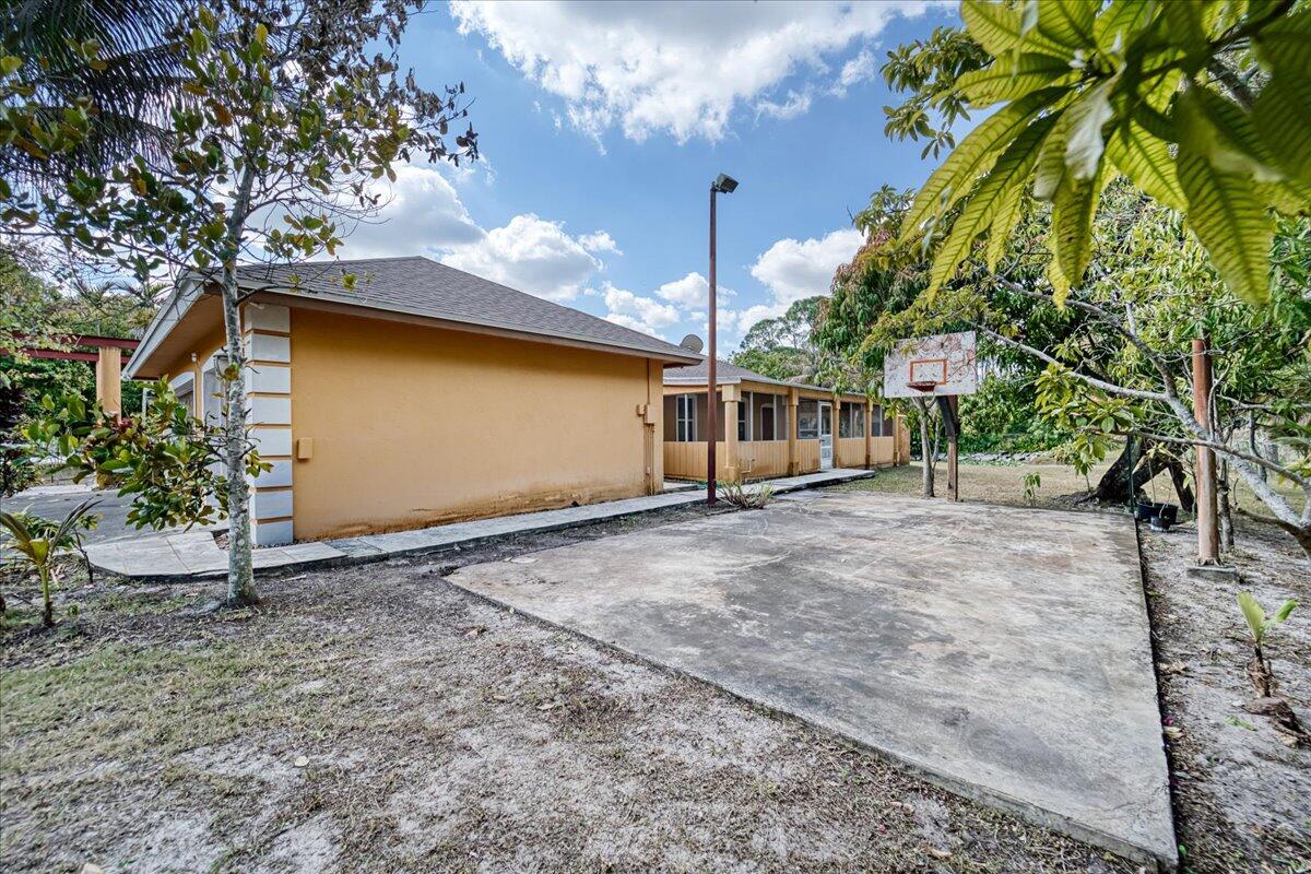 The Acreage - Residential