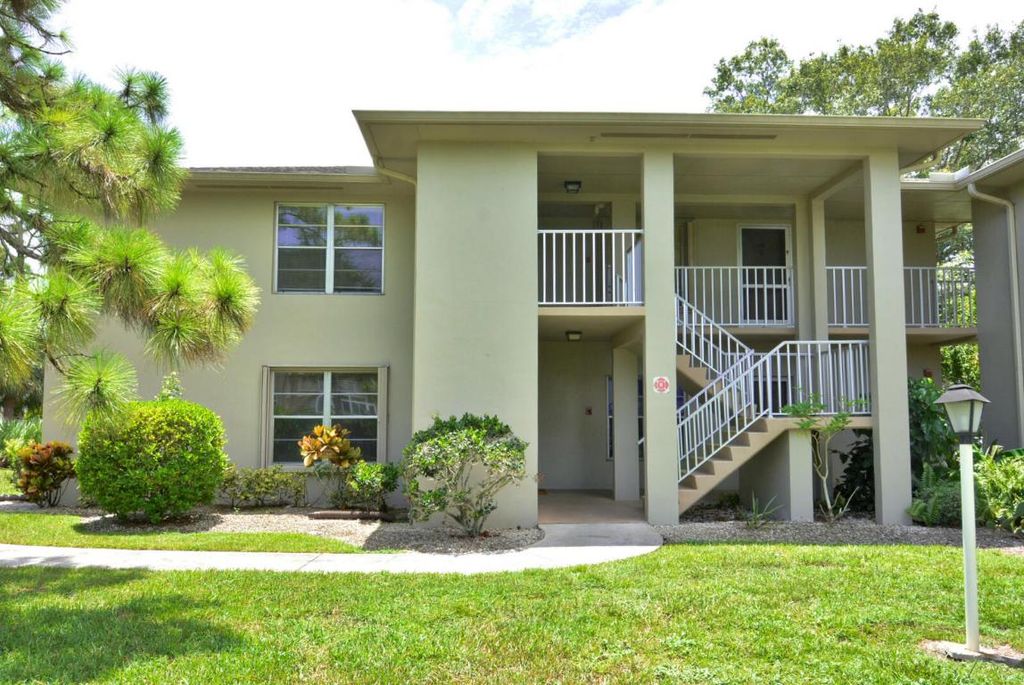 Photo of 11 Lake Vista Trail #207, Port Saint Lucie, FL 34952 (MLS # R10904945)