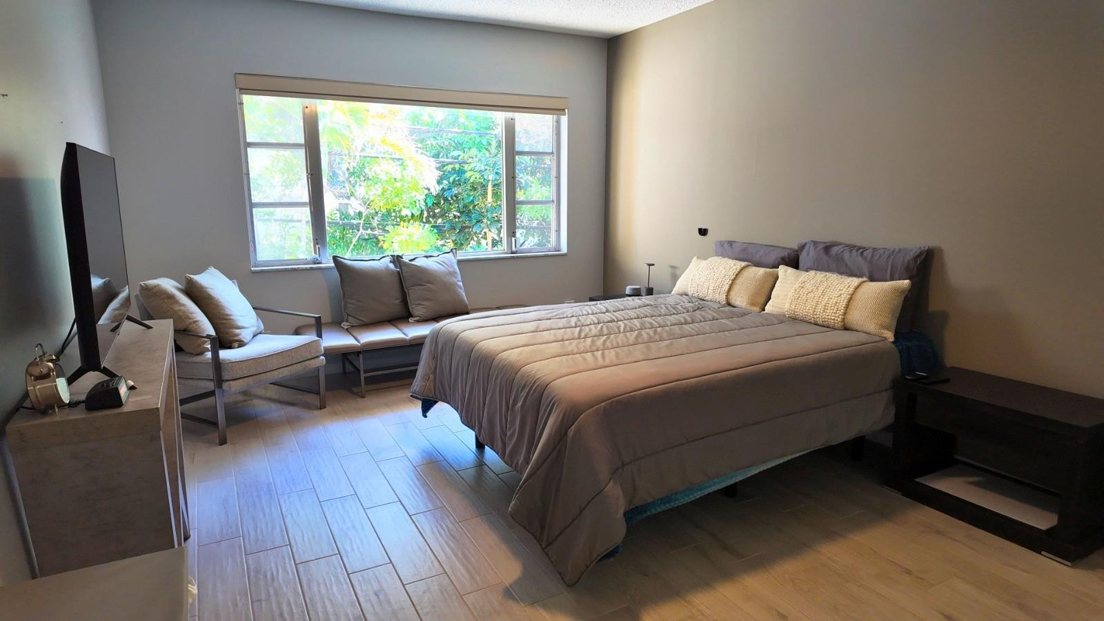 Imperial Point Garden - Residential