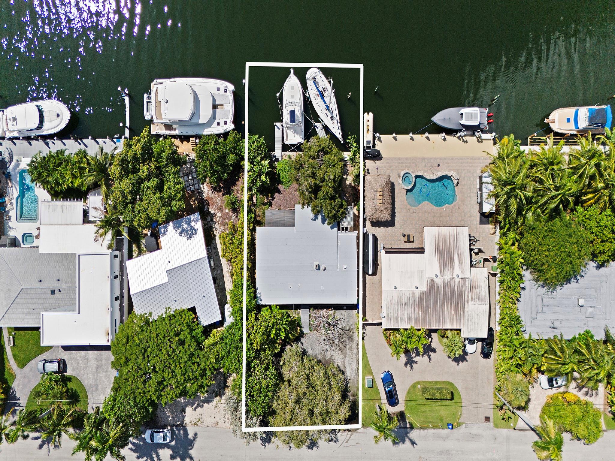 LAUDERDALE HARBORS SECTIO - Residential