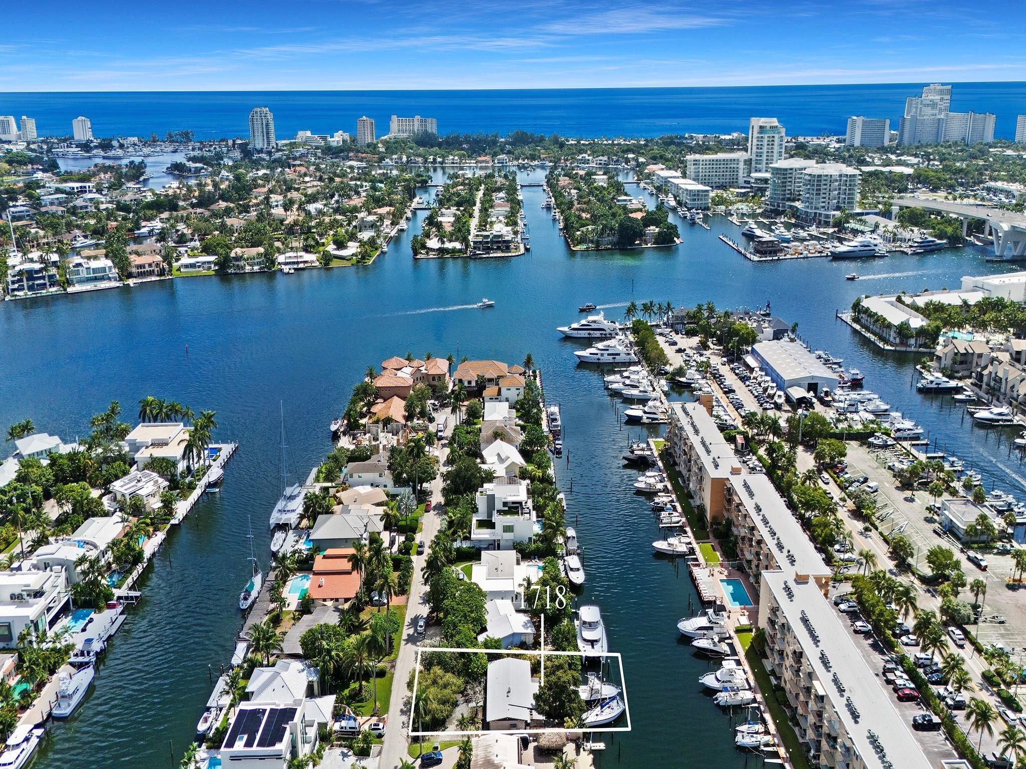 LAUDERDALE HARBORS SECTIO - Residential