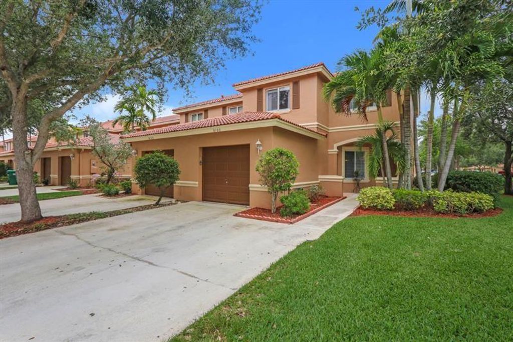 Photo of 8100 Big Pine Way #8100, Riviera Beach, FL 33407 (MLS # F10384045)