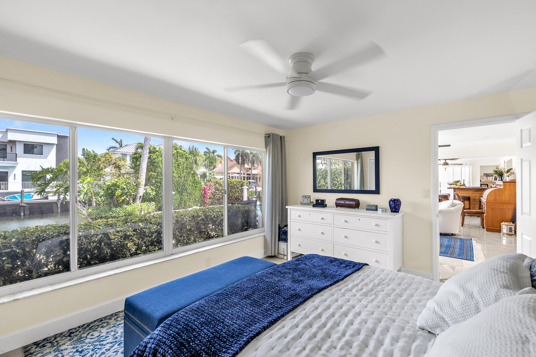 CORAL KEY VILLAS 3RD SEC - Residential