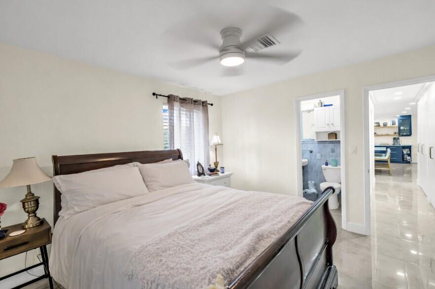 CORAL KEY VILLAS 3RD SEC - Residential