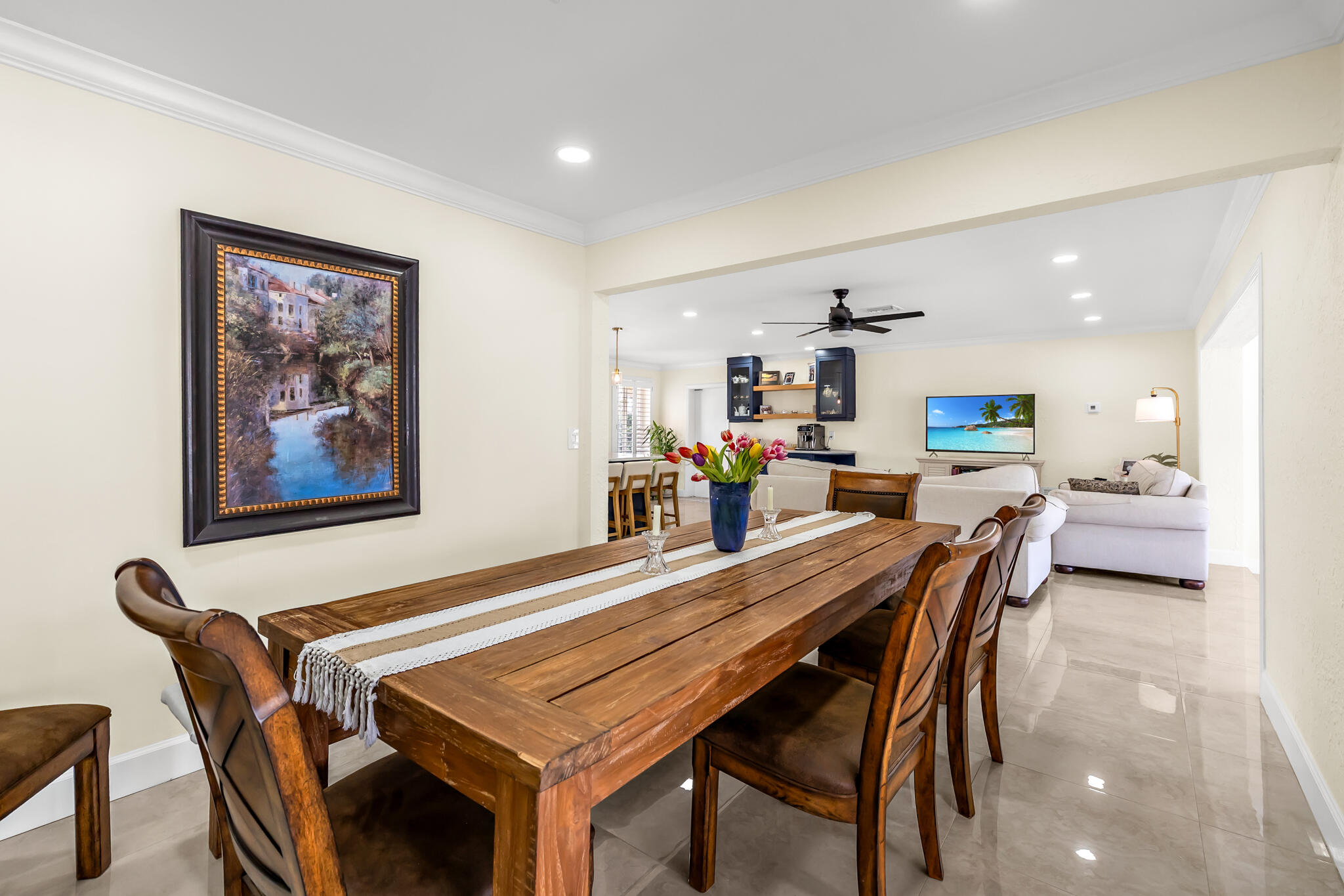 CORAL KEY VILLAS 3RD SEC - Residential