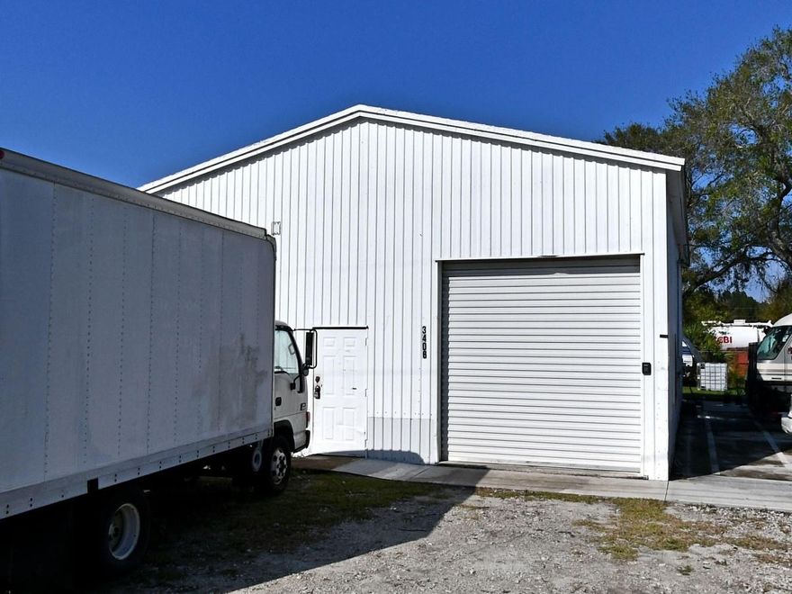 2 PROPERTIES ....(3406 DALE PL)1500 SQ FT METAL BULDING ON 0.36 AC..... ALSO INCLUDED IS VACANT LOT (310 ANGLE RD)(0.18 AC) OWNER FINANCING ONLY....20% DOWN OR EQUIVLENT EQUITY IN ANOTHER PROPERTY ....9%APR WITH 3-5 YEAR TERM.... INCUDED LOT IS DIRECTLY ACROSS THE STREET