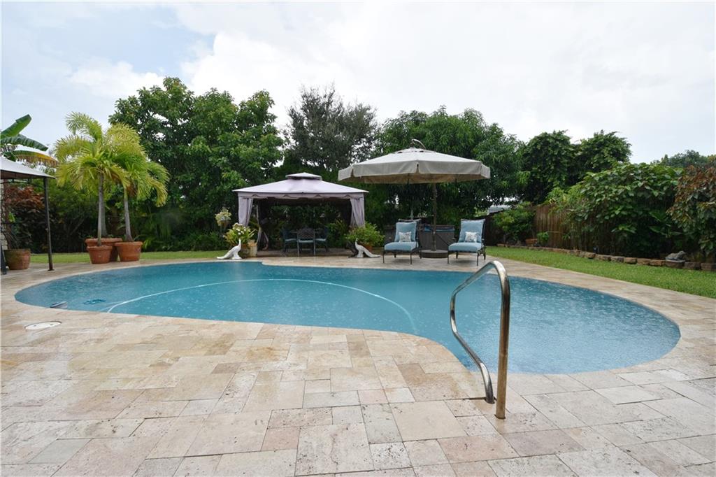 Hollywood Hills Amd 6-31 - Residential