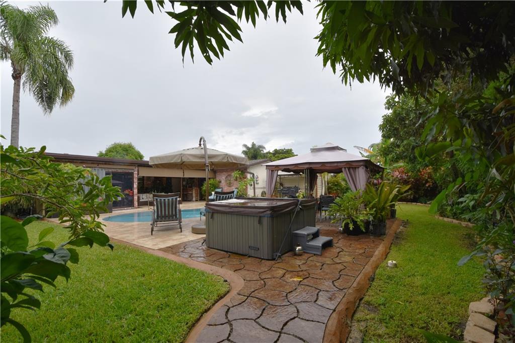 Hollywood Hills Amd 6-31 - Residential