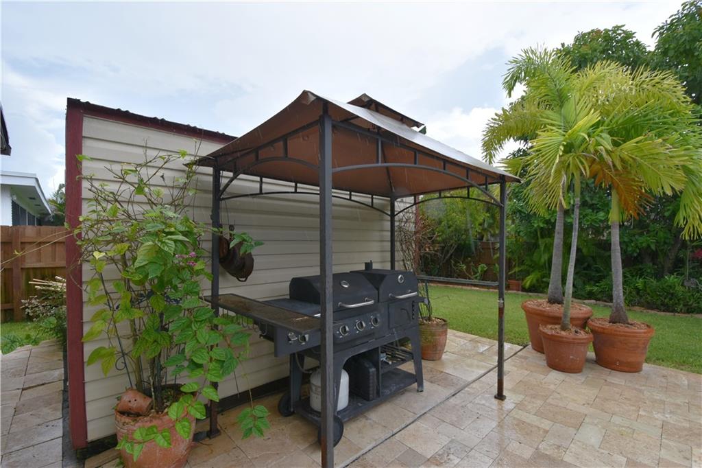 Hollywood Hills Amd 6-31 - Residential