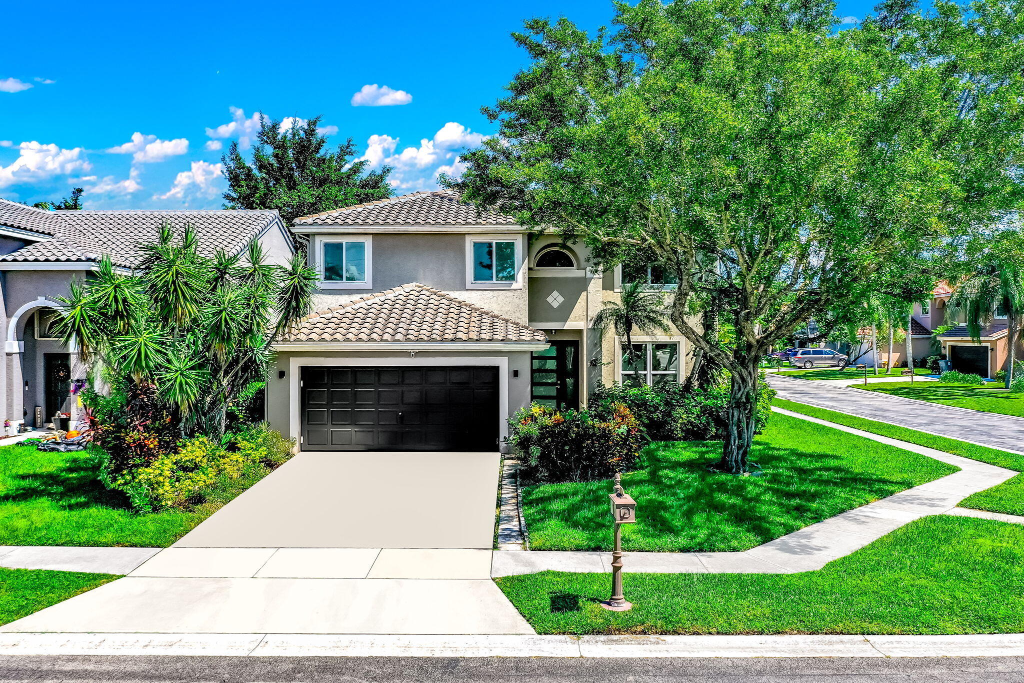 Properties | Stephanie Kaufman 18980 CONCERTO Drive
