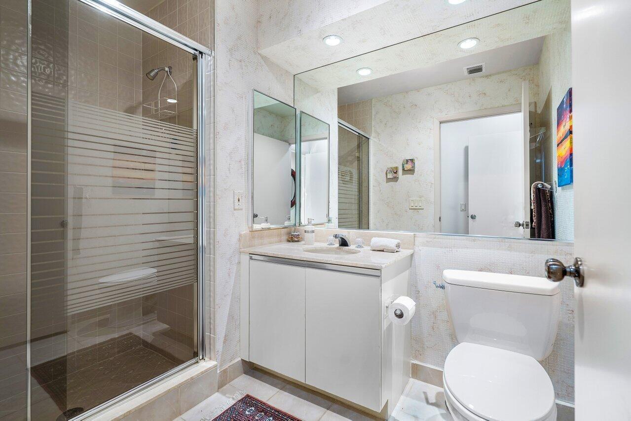 EASTGATE II AT HUNTERS RUN CONDO - Residential