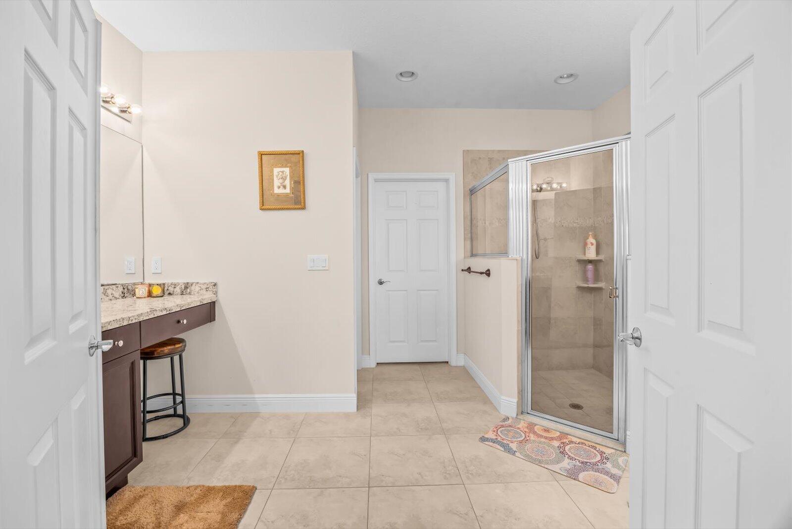 VIZCAYA FALLS - Residential