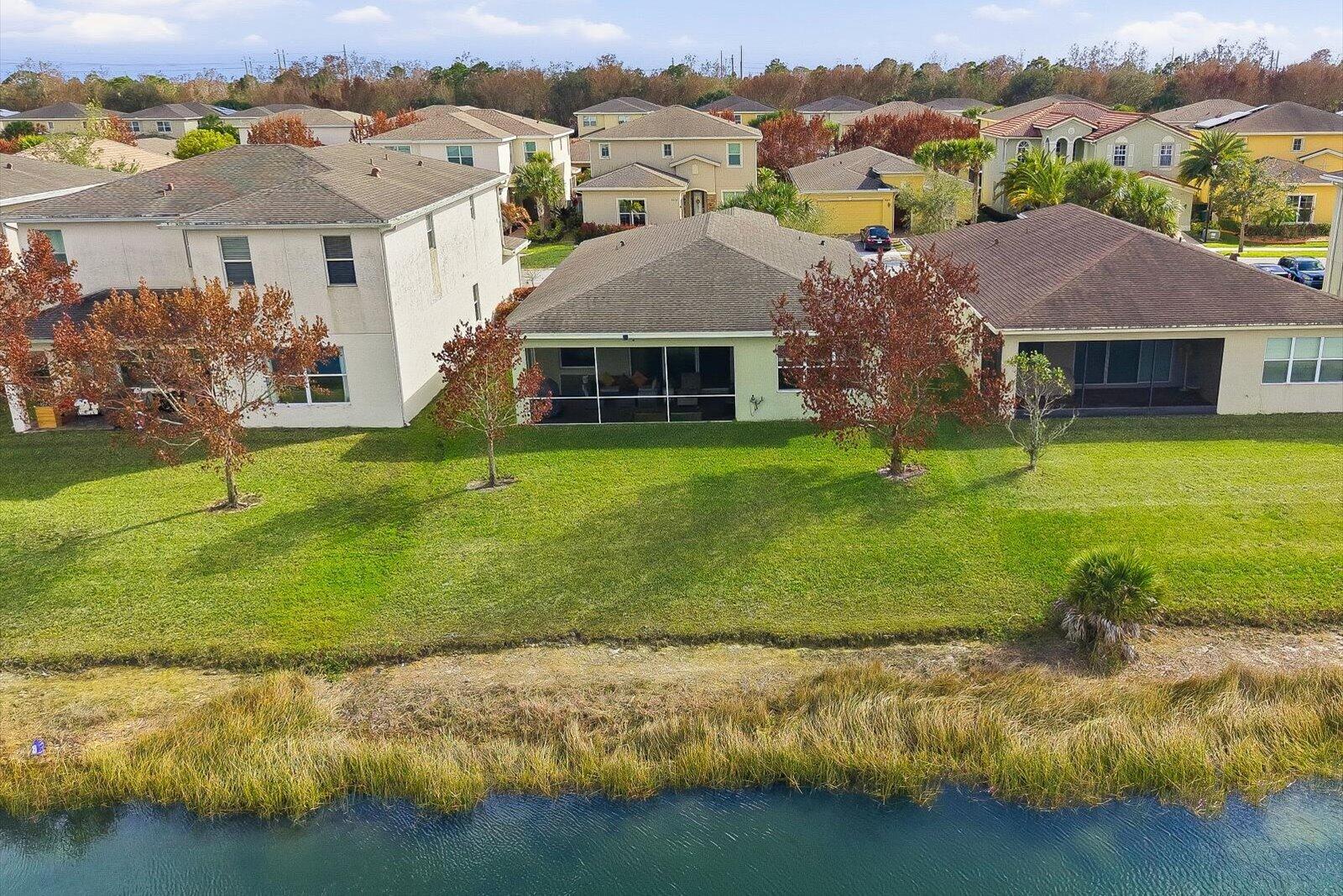 VIZCAYA FALLS - Residential