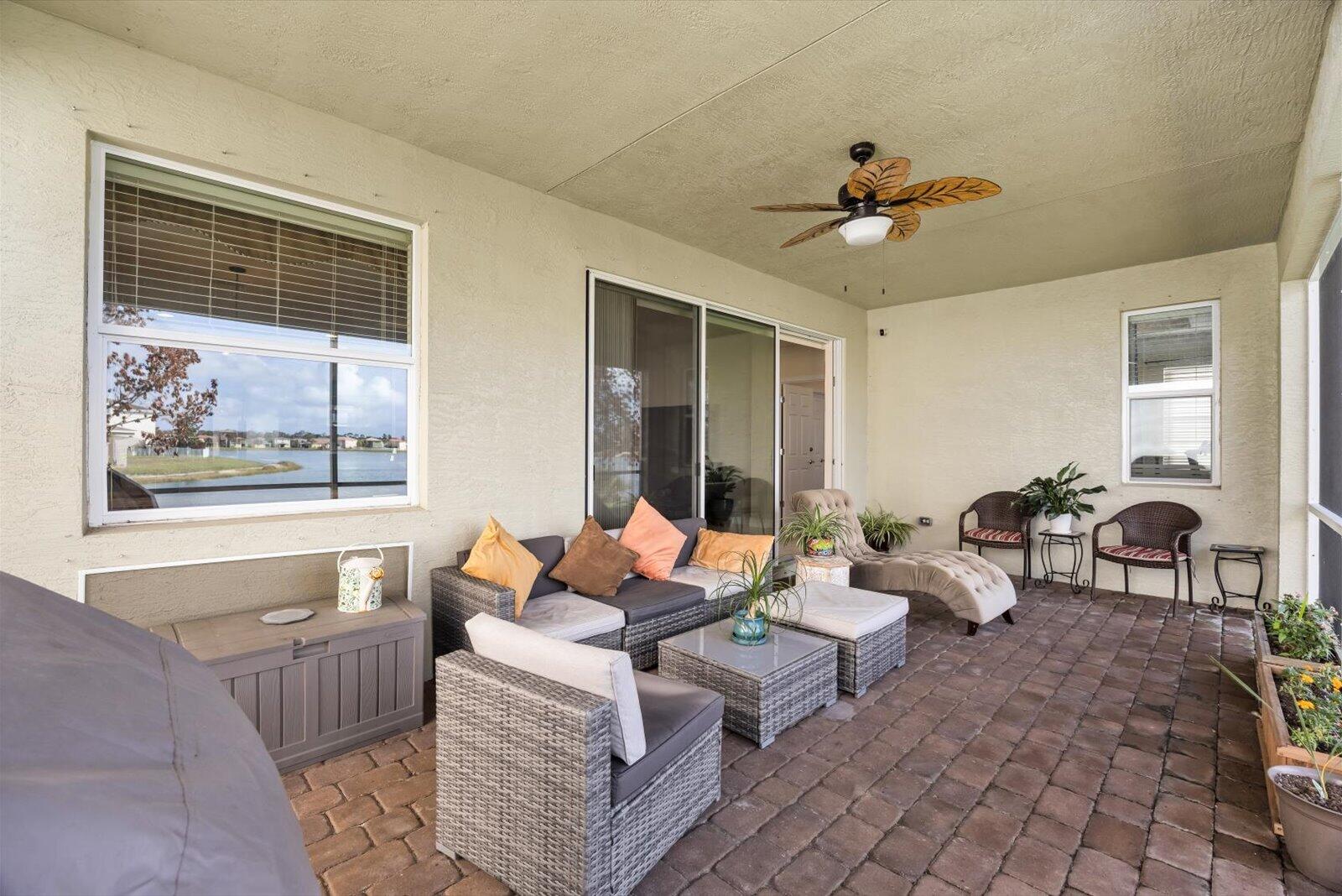 VIZCAYA FALLS - Residential