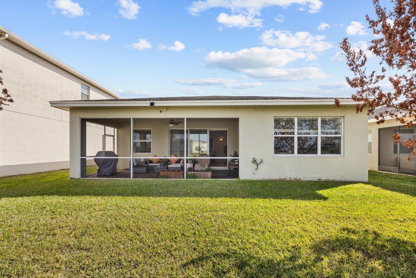 VIZCAYA FALLS - Residential