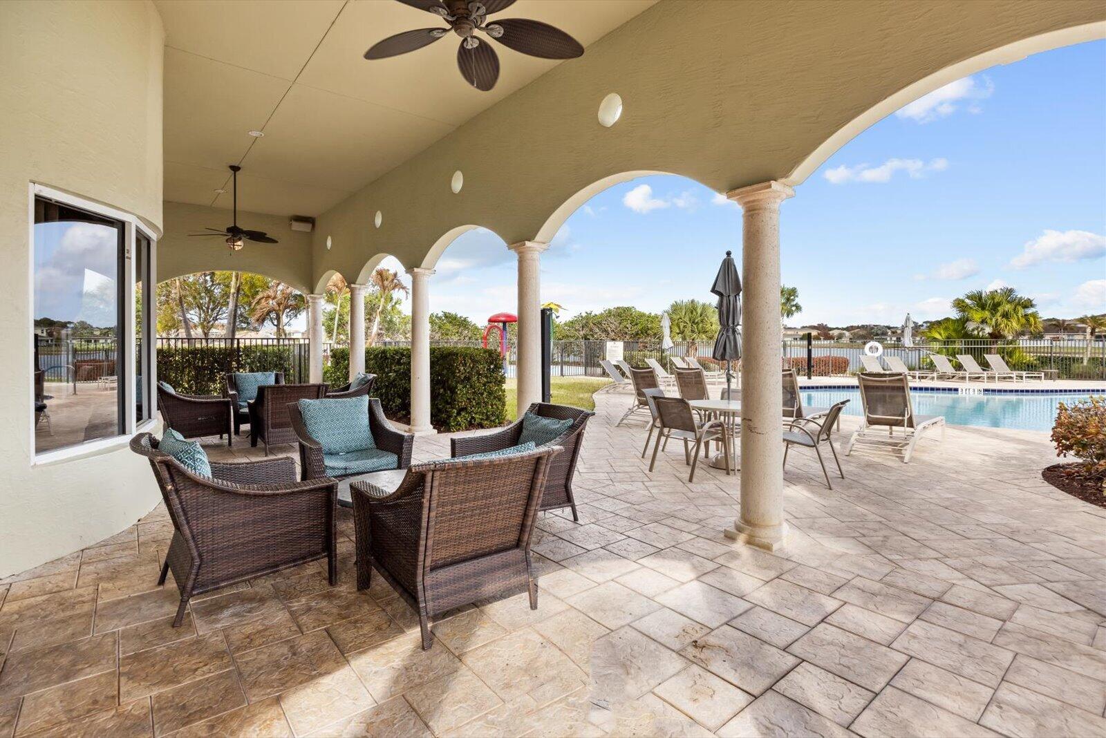 VIZCAYA FALLS - Residential