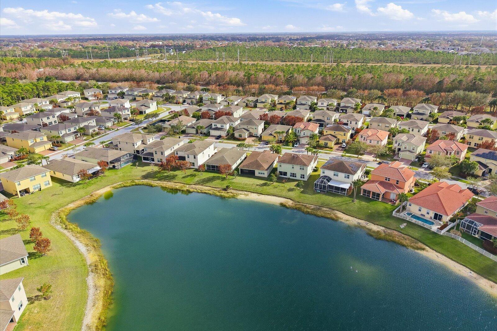 VIZCAYA FALLS - Residential