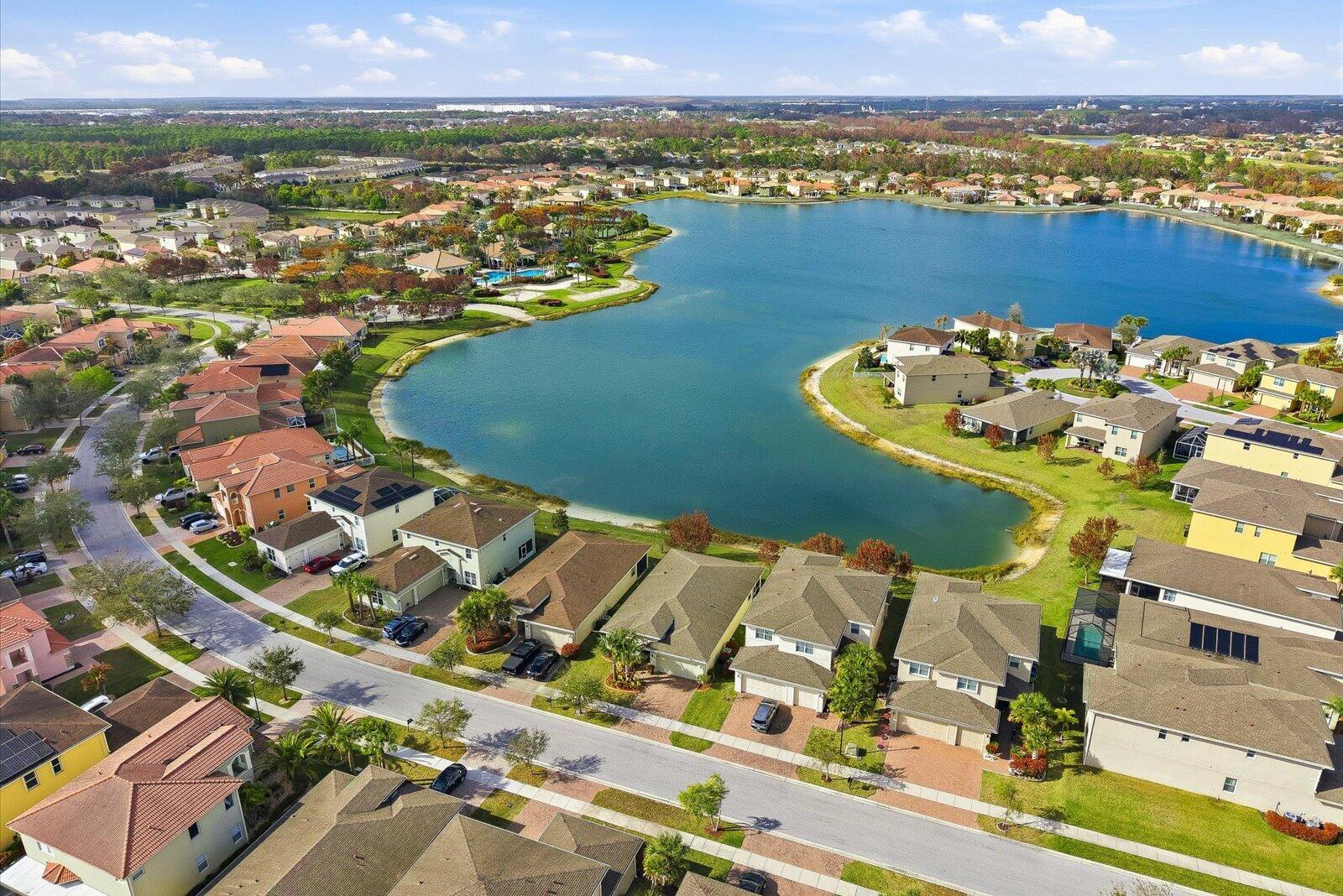 VIZCAYA FALLS - Residential