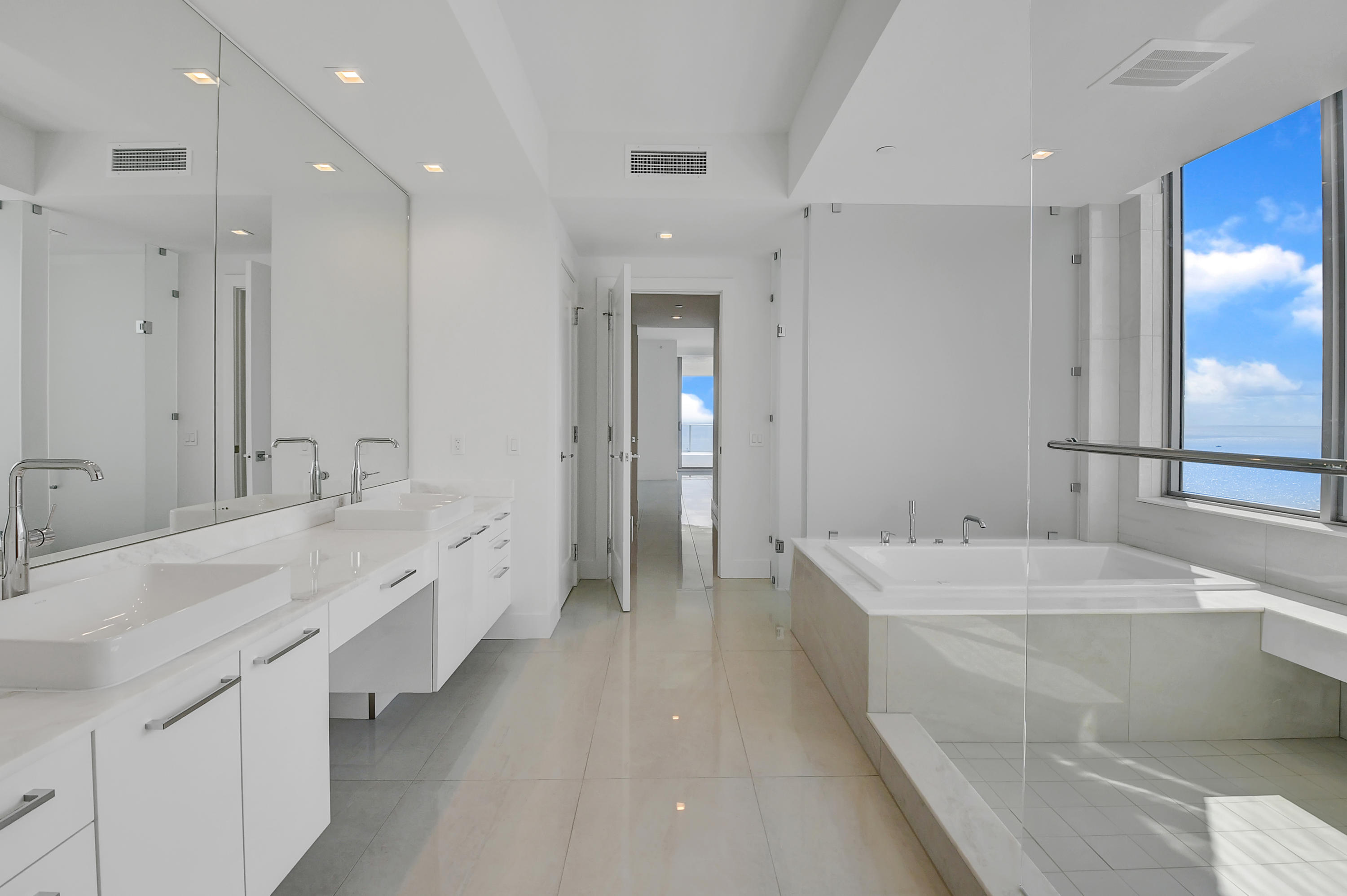 5000 NORTH OCEAN - Residential