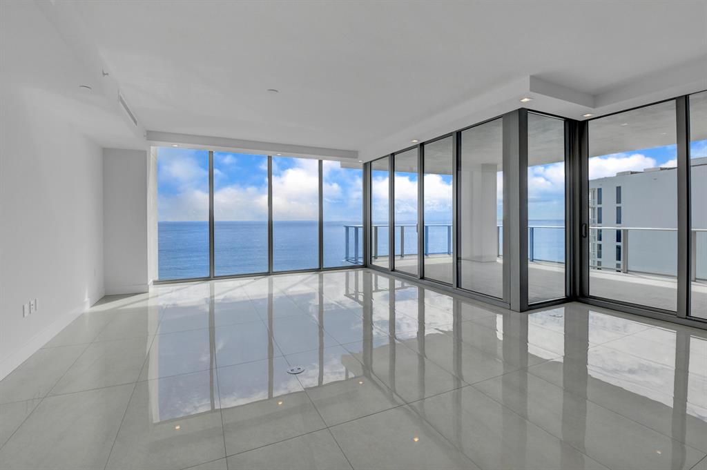 5000 NORTH OCEAN - Residential