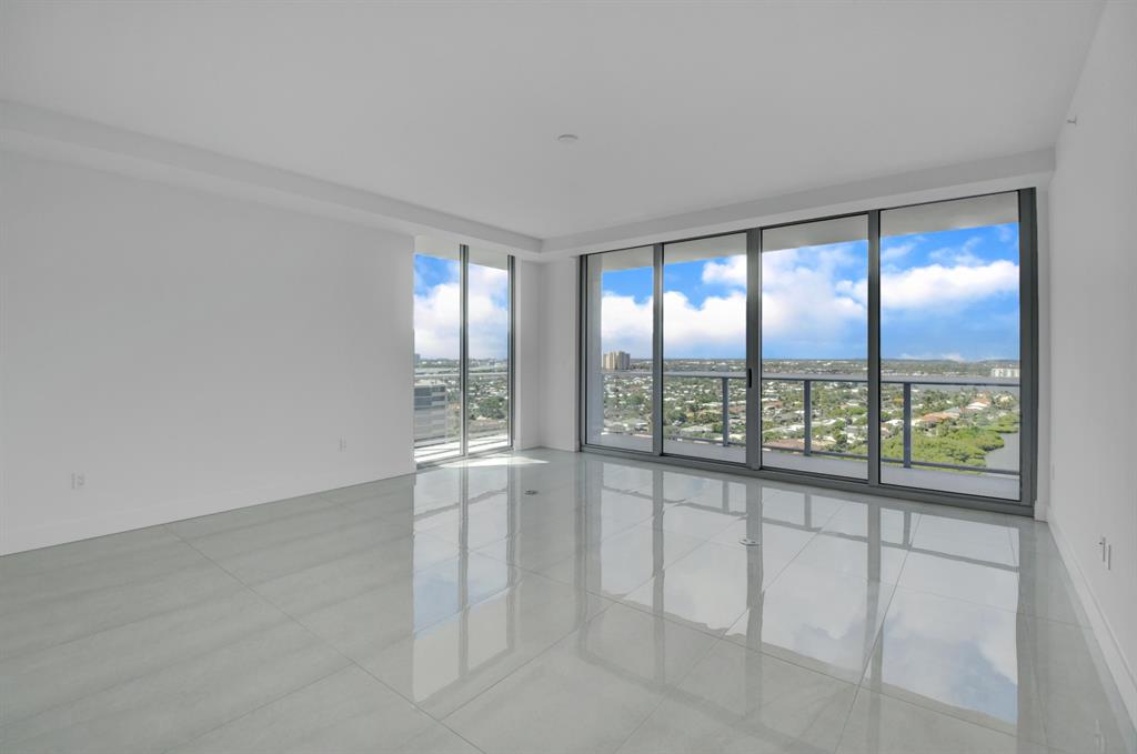 5000 NORTH OCEAN - Residential