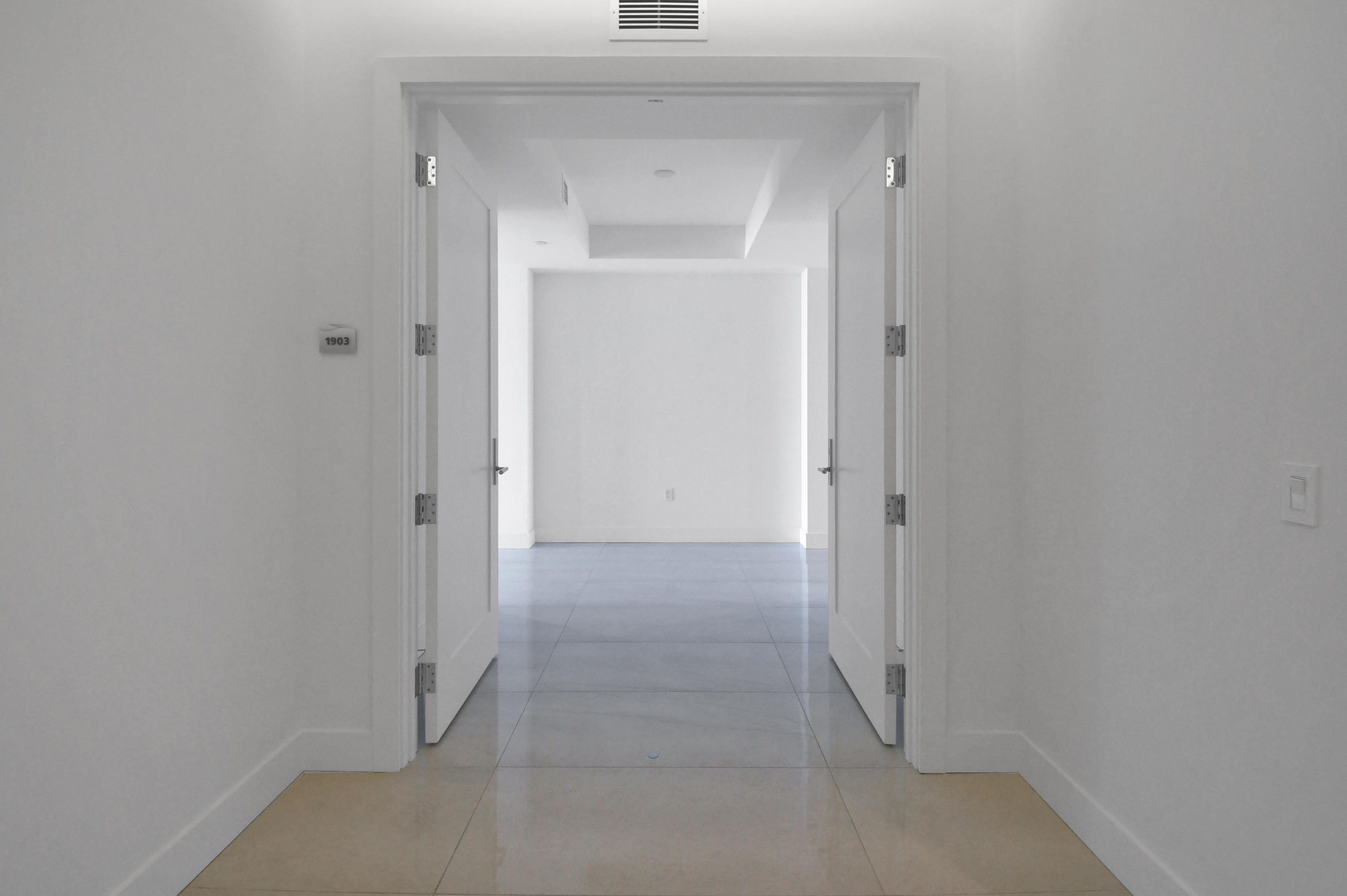 5000 NORTH OCEAN - Residential