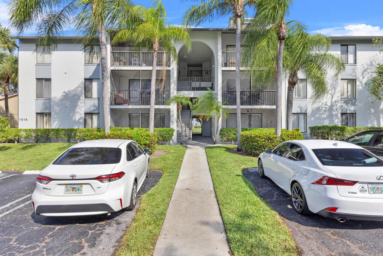 1015 Green Pine Boulevard A1