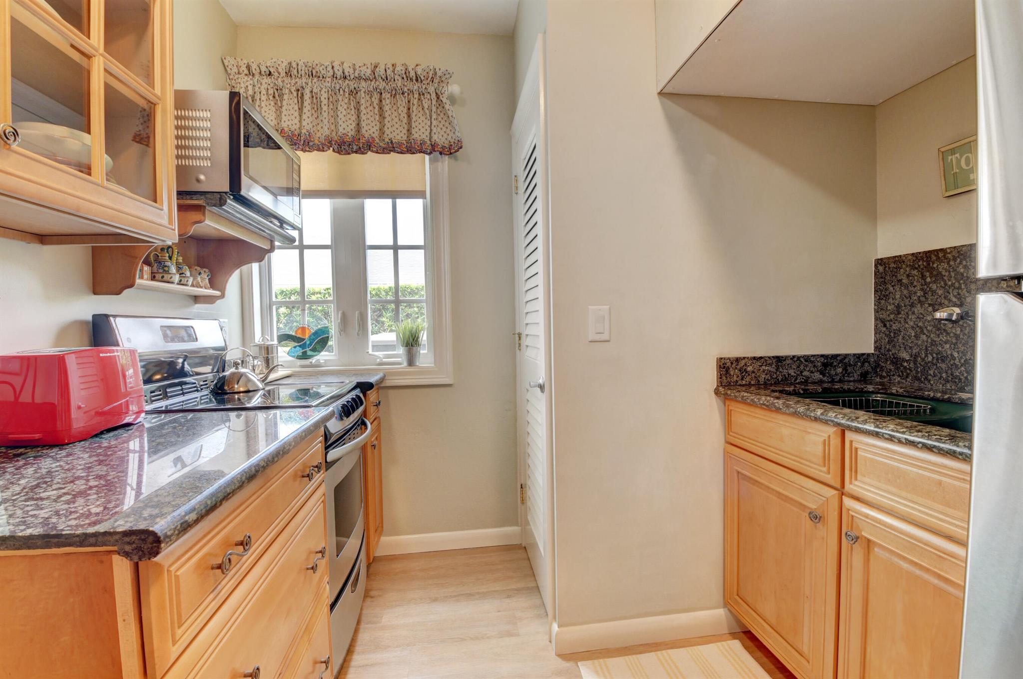 LAKE IDA GARDENS AMD PL - Residential