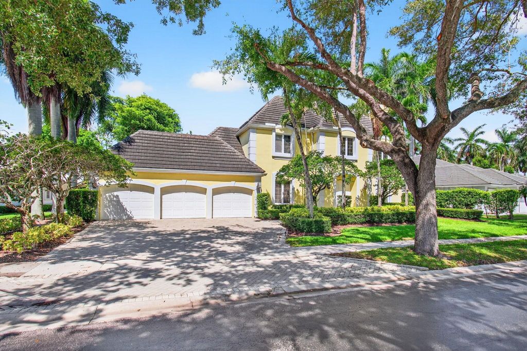 Photo of 6167 NW 23rd Way, Boca Raton, FL 33496 (MLS # R11110552)