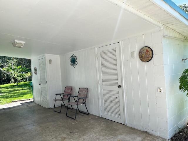 611 Brack Road, Fort Pierce, FL, 34982/$289,000 2 611 Brack Road