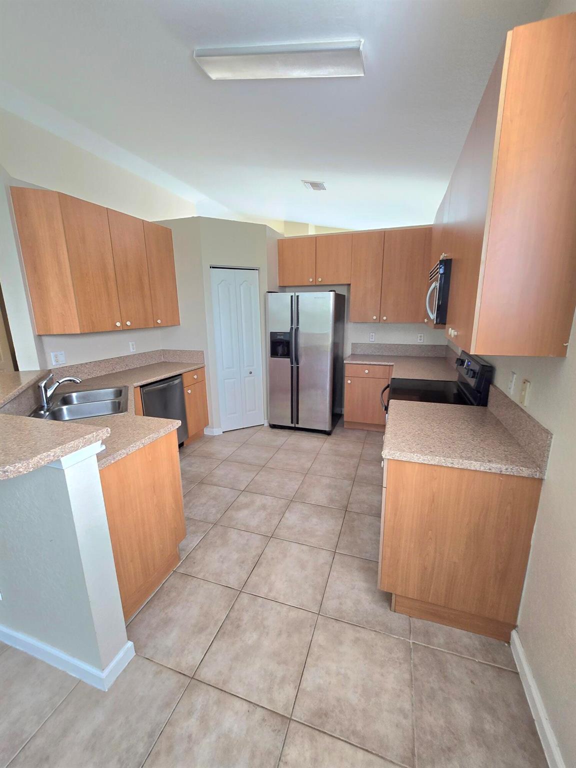 6204 Spring Lake Terrace