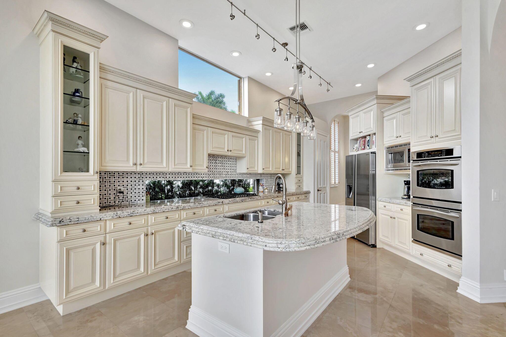 MIRASOL MONTE CARLO - Residential