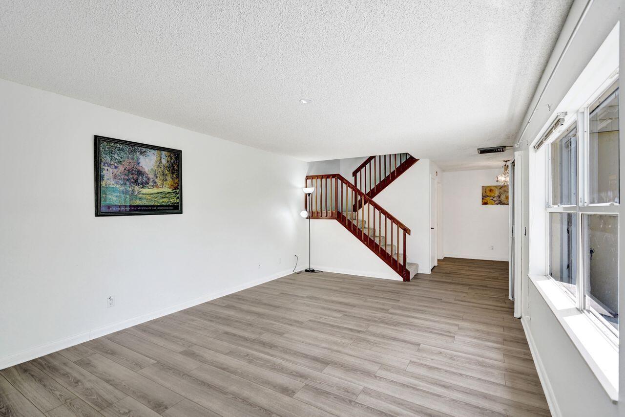 WELLESLEY AT LAKE CLARKE - Residential