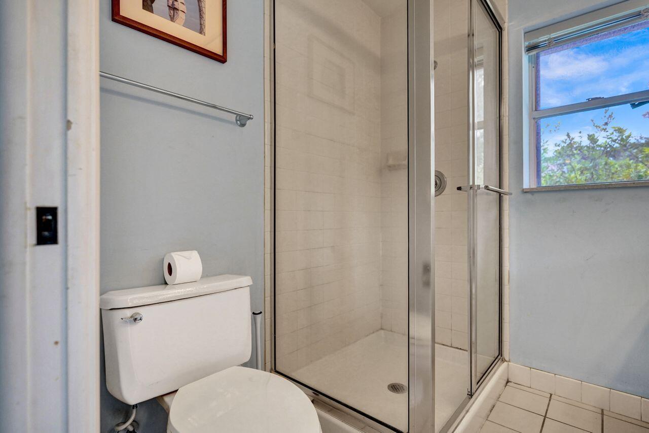 WELLESLEY AT LAKE CLARKE - Residential