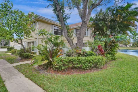 8155 Chelsea Court Unit 55a, West Palm Beach, FL MLS: R11093447