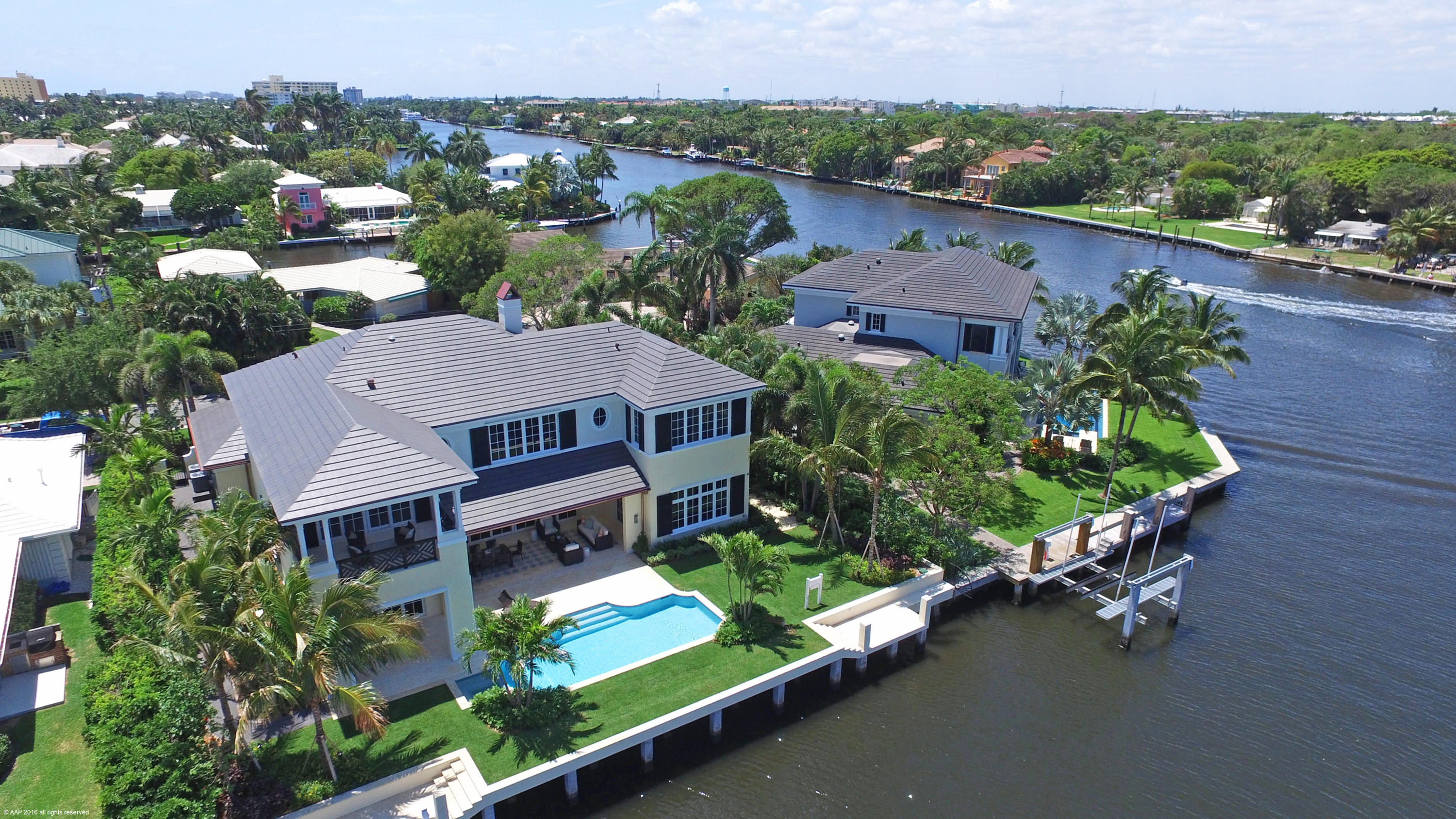 DELRAY ISLE - Residential