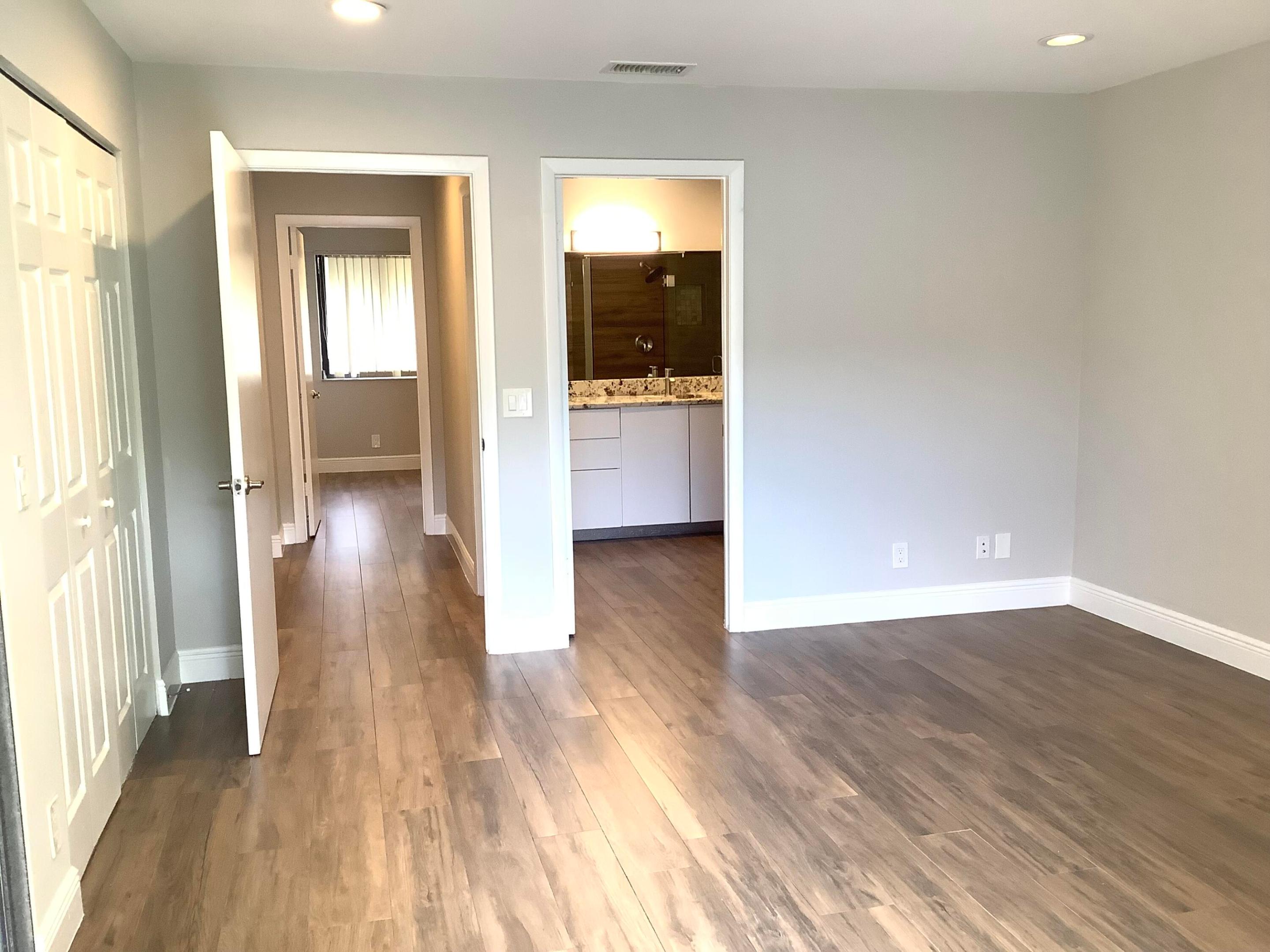 RACQUET CLUB OF DEER CREEK - Residential