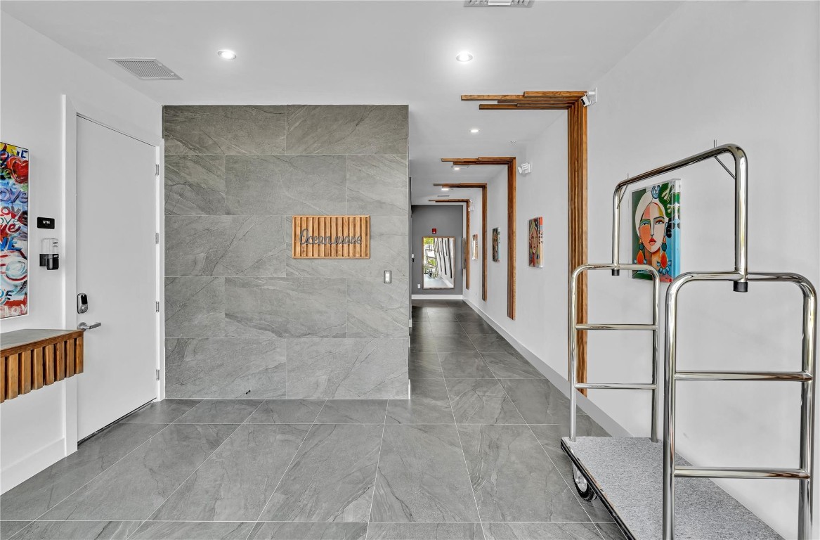 Everglade Land Sales Co F - Residential Lease