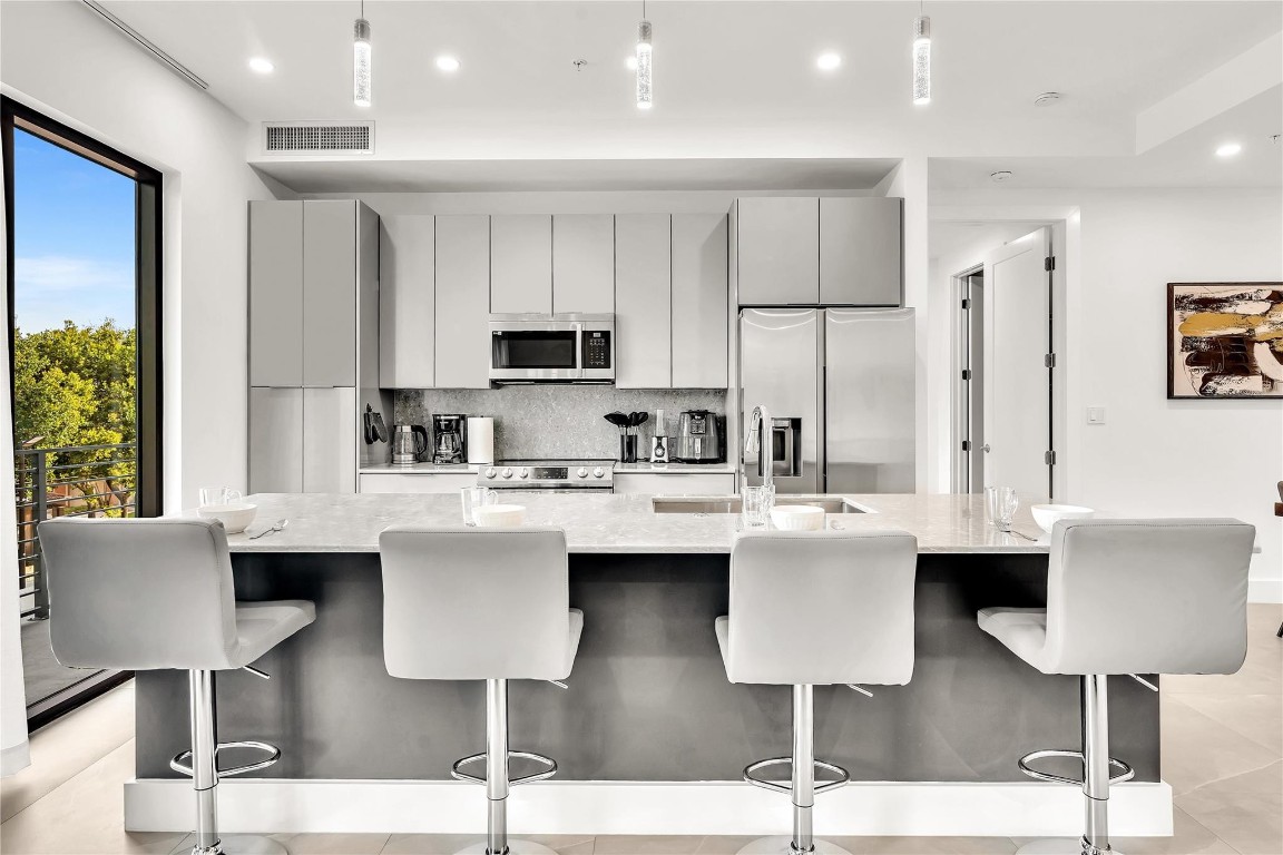 Everglade Land Sales Co F - Residential Lease