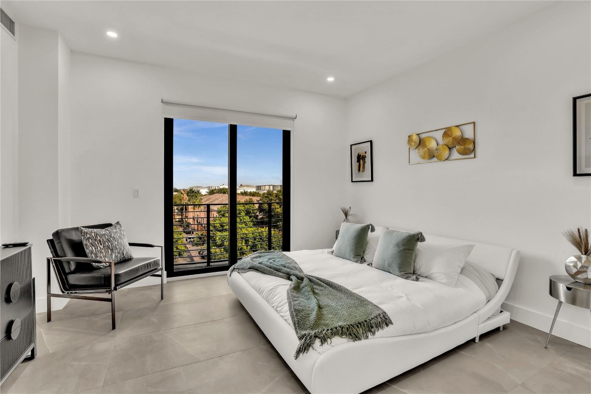 Everglade Land Sales Co F - Residential Lease