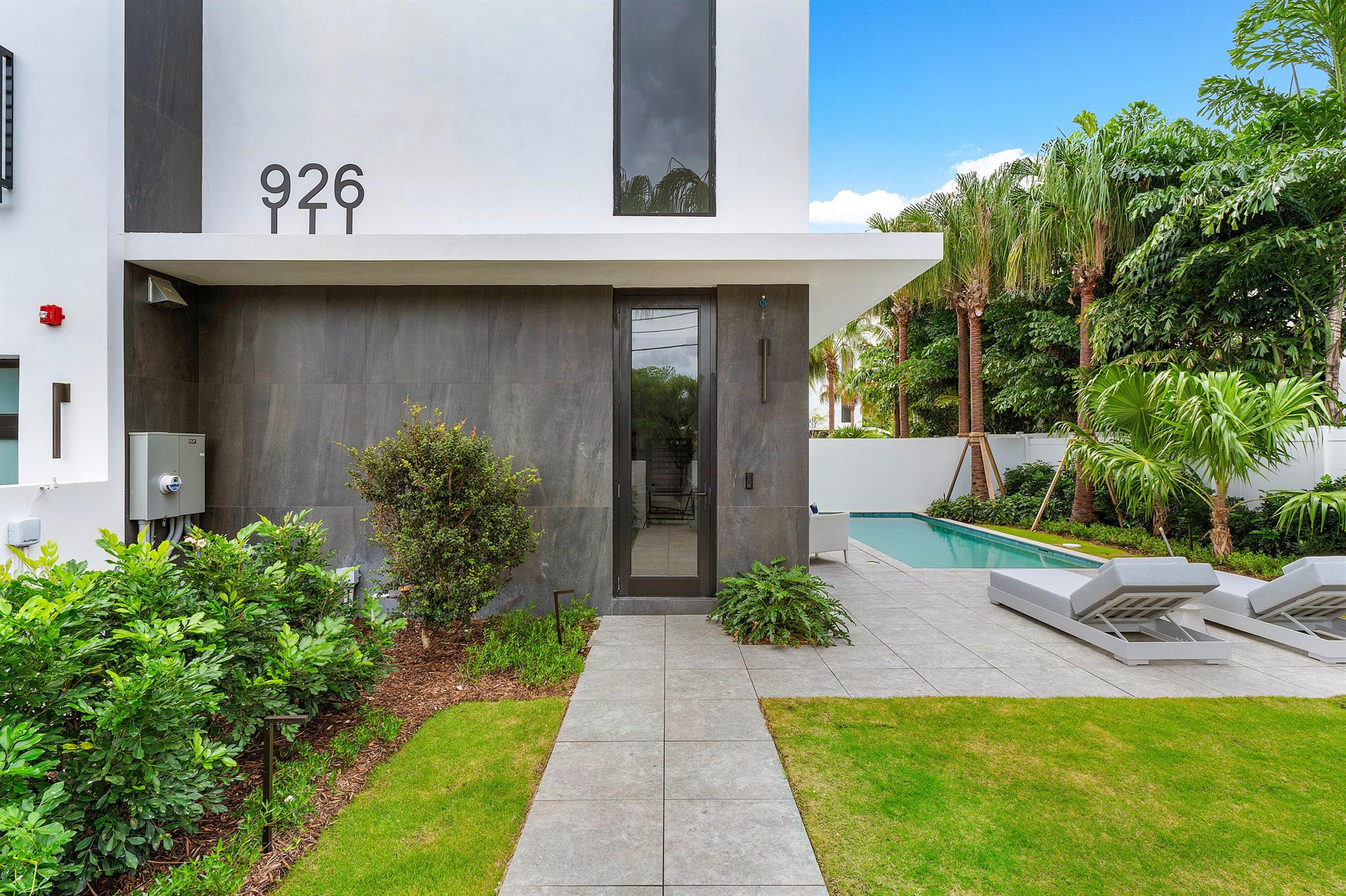 PALM TRAIL ESTATES - Residential