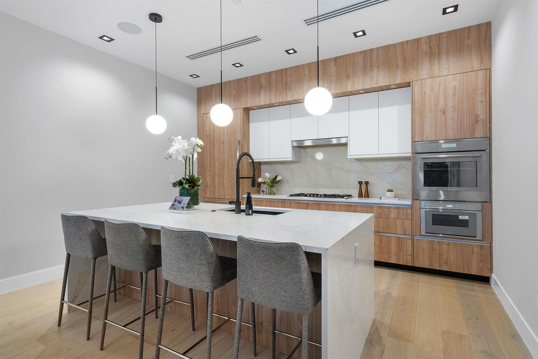 PALM TRAIL ESTATES - Residential