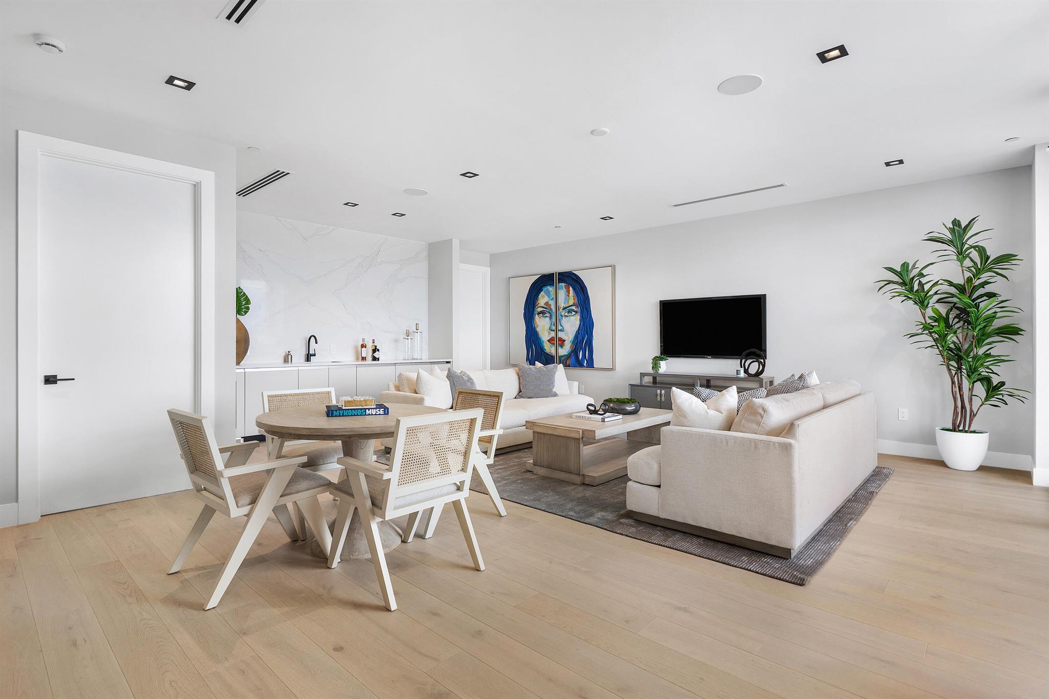 PALM TRAIL ESTATES - Residential