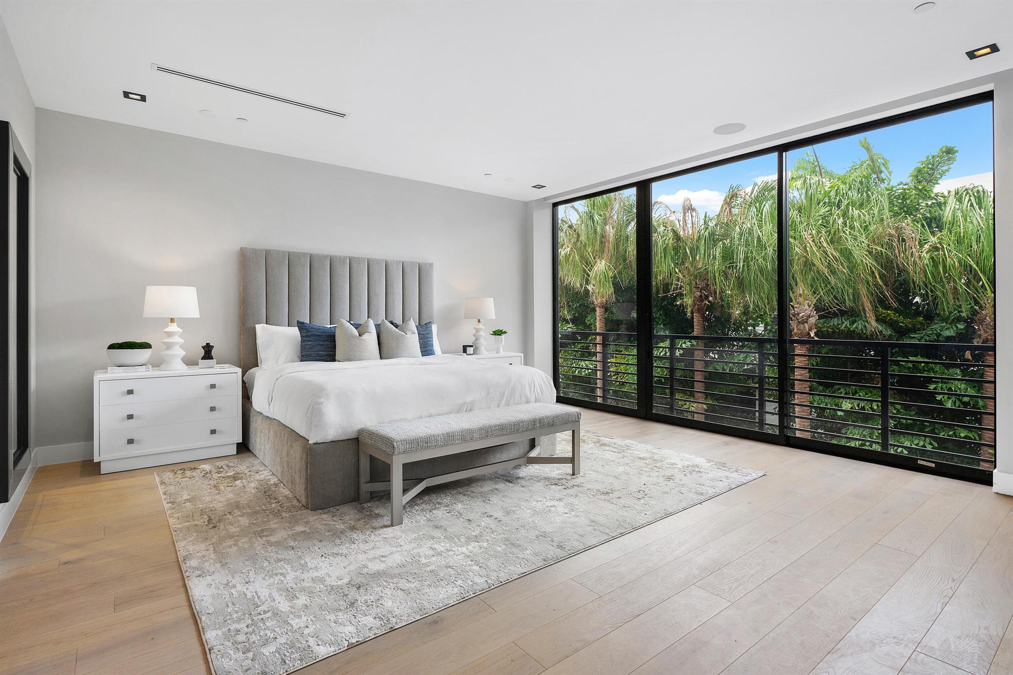 PALM TRAIL ESTATES - Residential