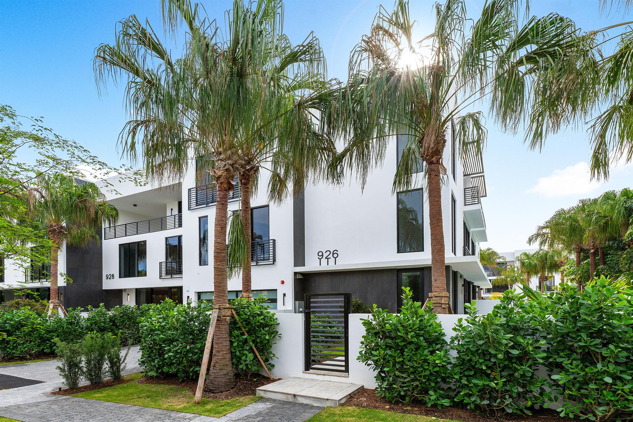 PALM TRAIL ESTATES - Residential