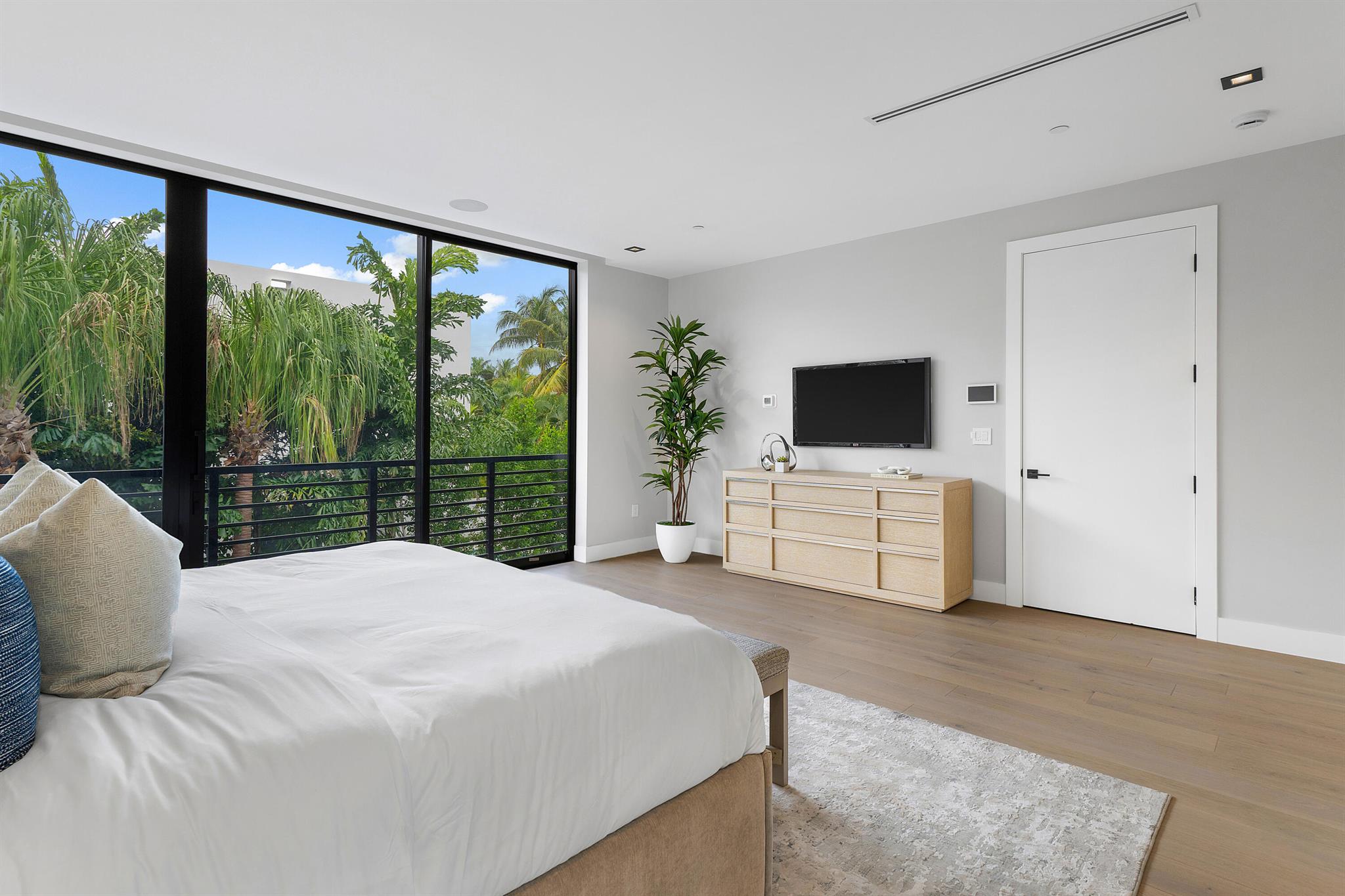 PALM TRAIL ESTATES - Residential