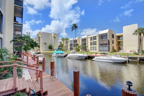 Tiny photo for 8 Royal Palm Way #203, Boca Raton, FL 33432 (MLS # B26023541)