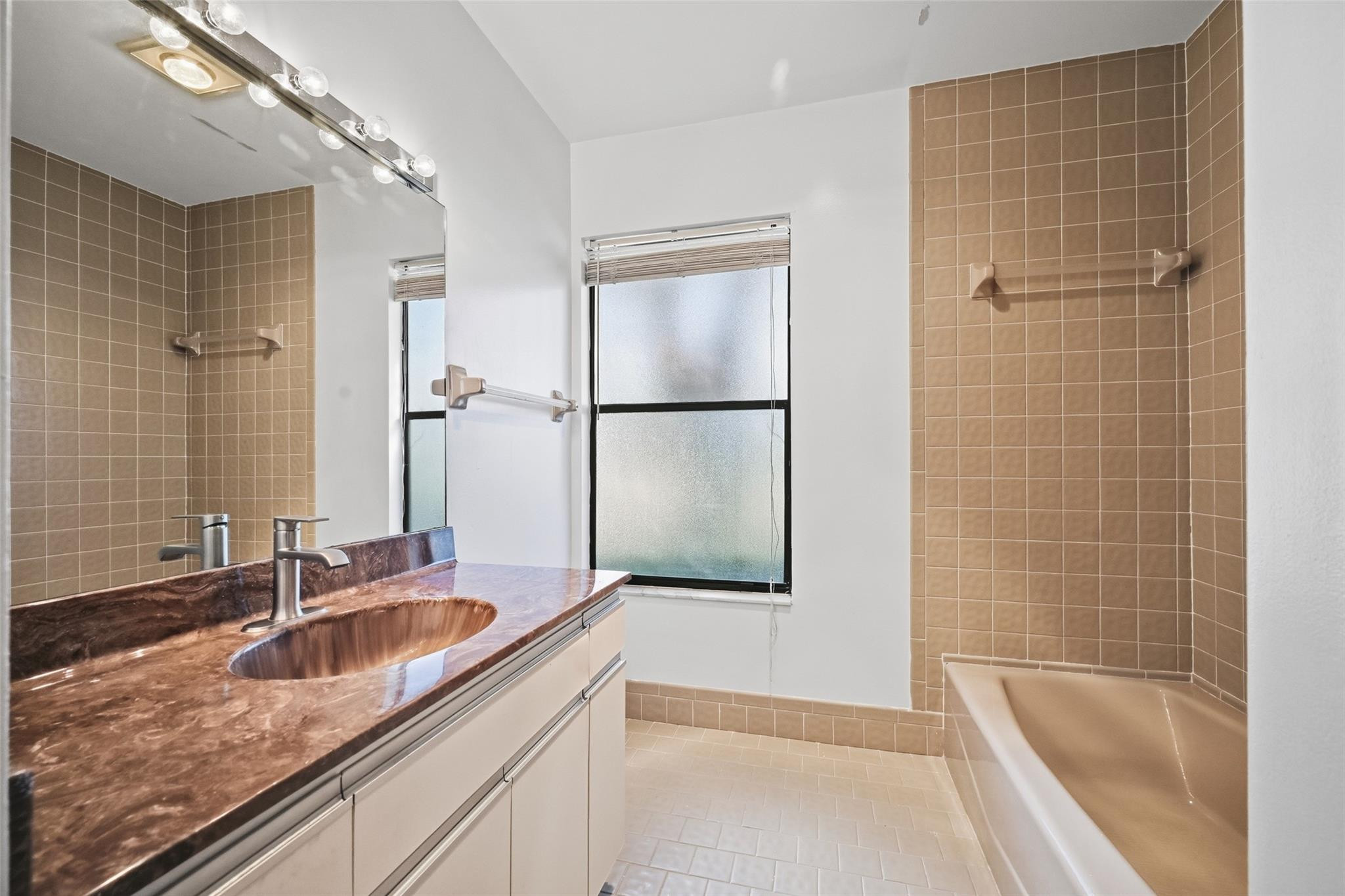 Rainberry Bay Sec 09 - Residential